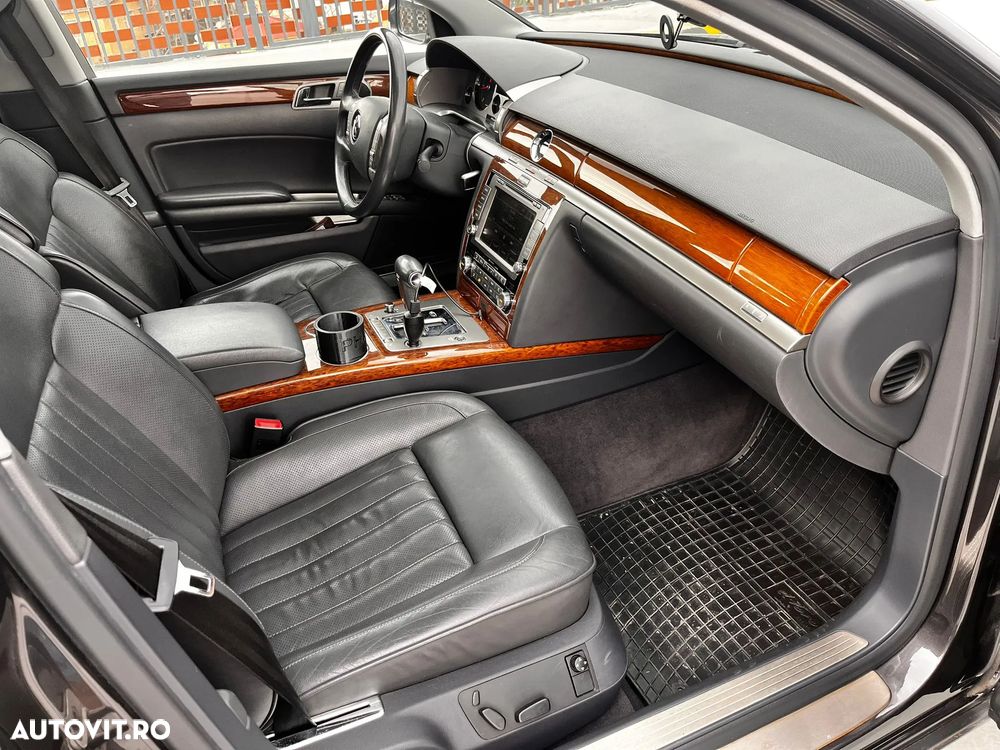 Volkswagen Phaeton 3.0 V6 TDI DPF 4MOTION Tiptronic - 14
