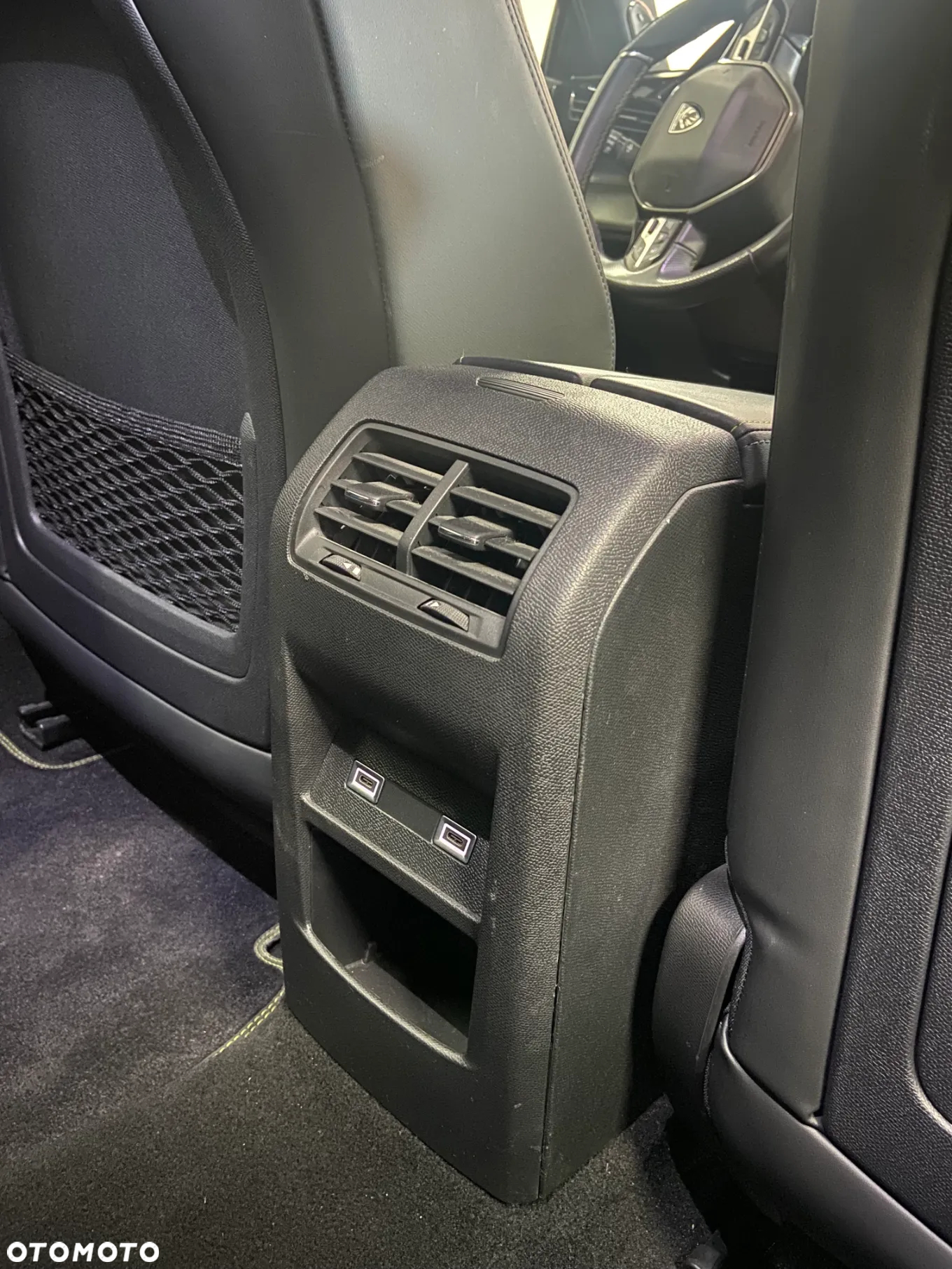 Peugeot 408 1.2 PureTech GT S&S EAT8 - 20