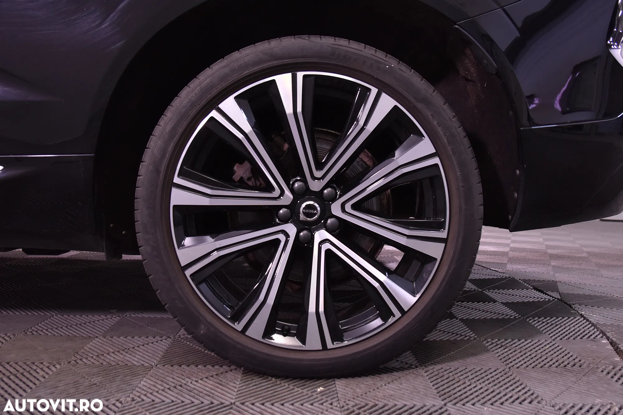 Volvo XC 60 T8 AWD Recharge Geartronic Inscription Expression - 13