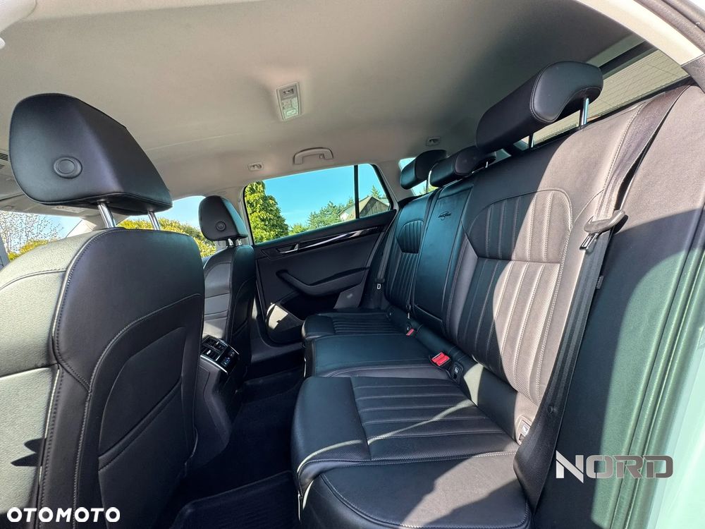 Skoda Superb 2.0 TDI 4x4 DSG L&K - 22