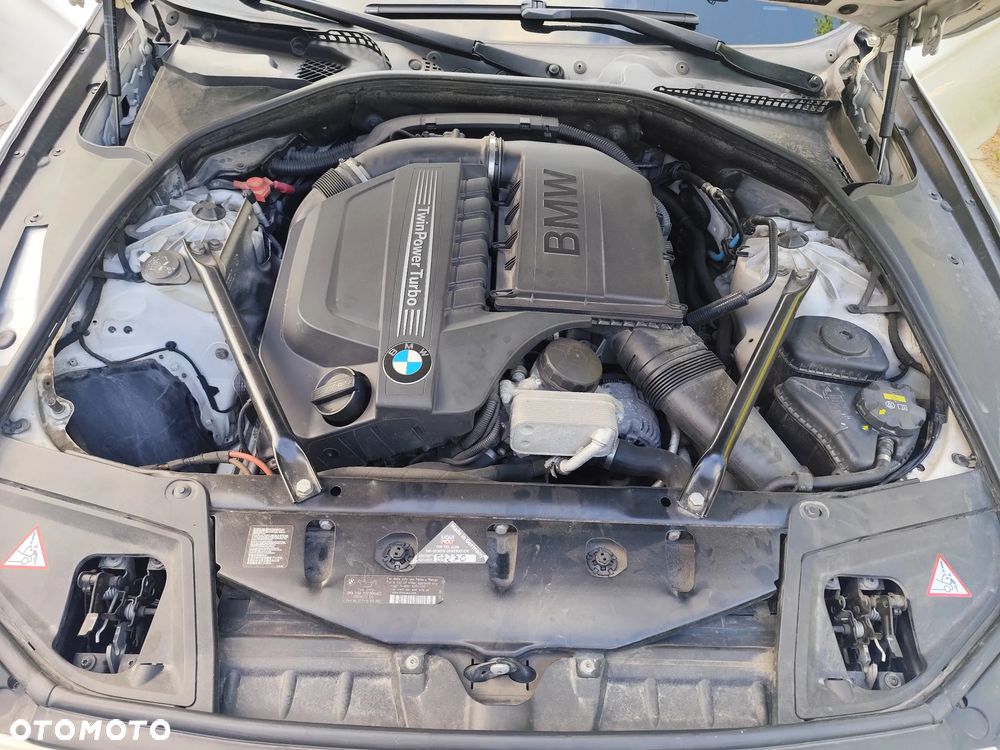 BMW Seria 5 535i xDrive - 10