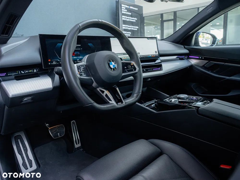 BMW Seria 5 520d xDrive - 5