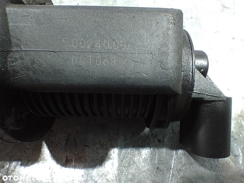 ZAWÓR EGR OPEL VECTRA C 55204250  5.00240.05 1.9 CDTI - 2