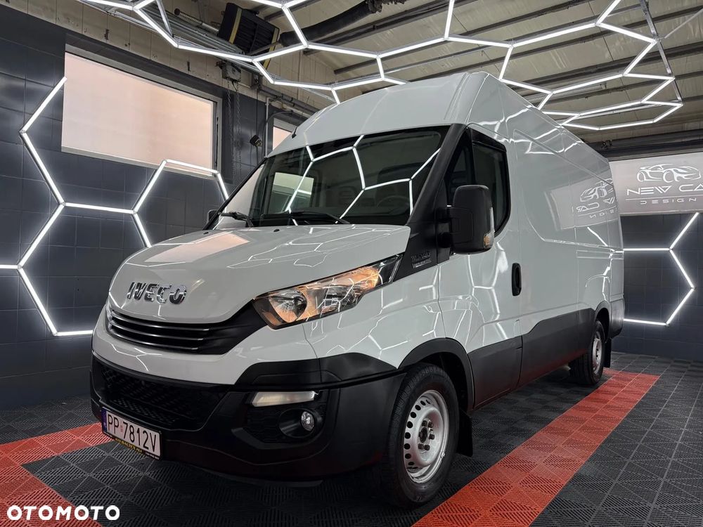 Iveco DAILY - 12