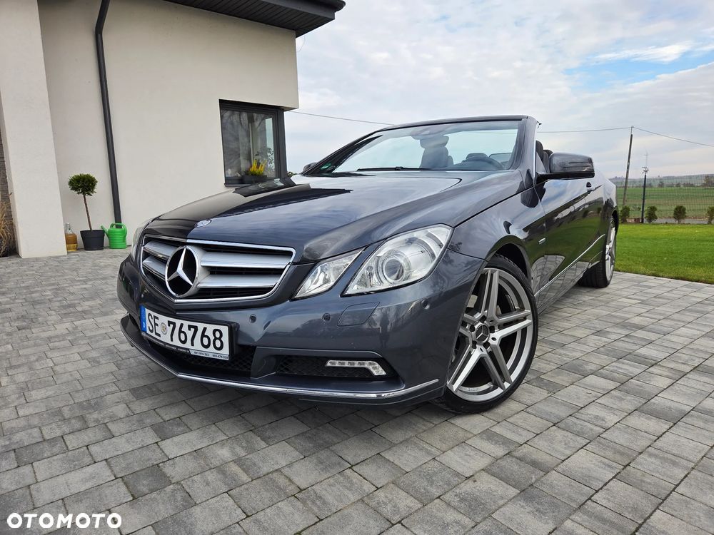 Mercedes-Benz Klasa E ver-e--klasse-cabrio-avantgarde - 4