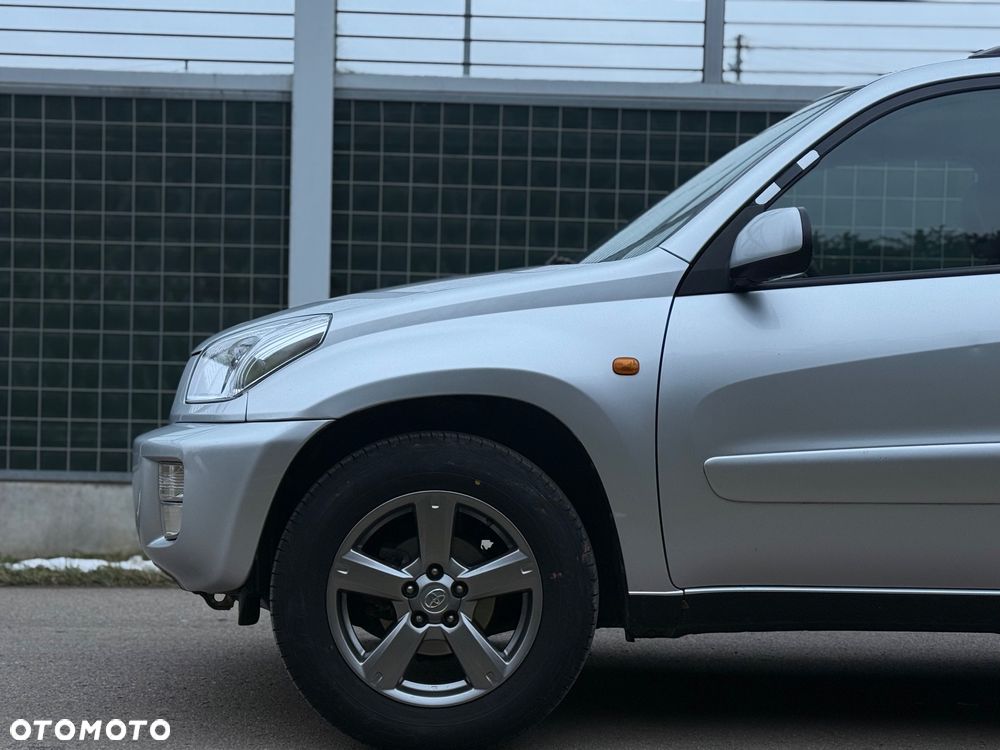 Toyota RAV4 4x2 - 8