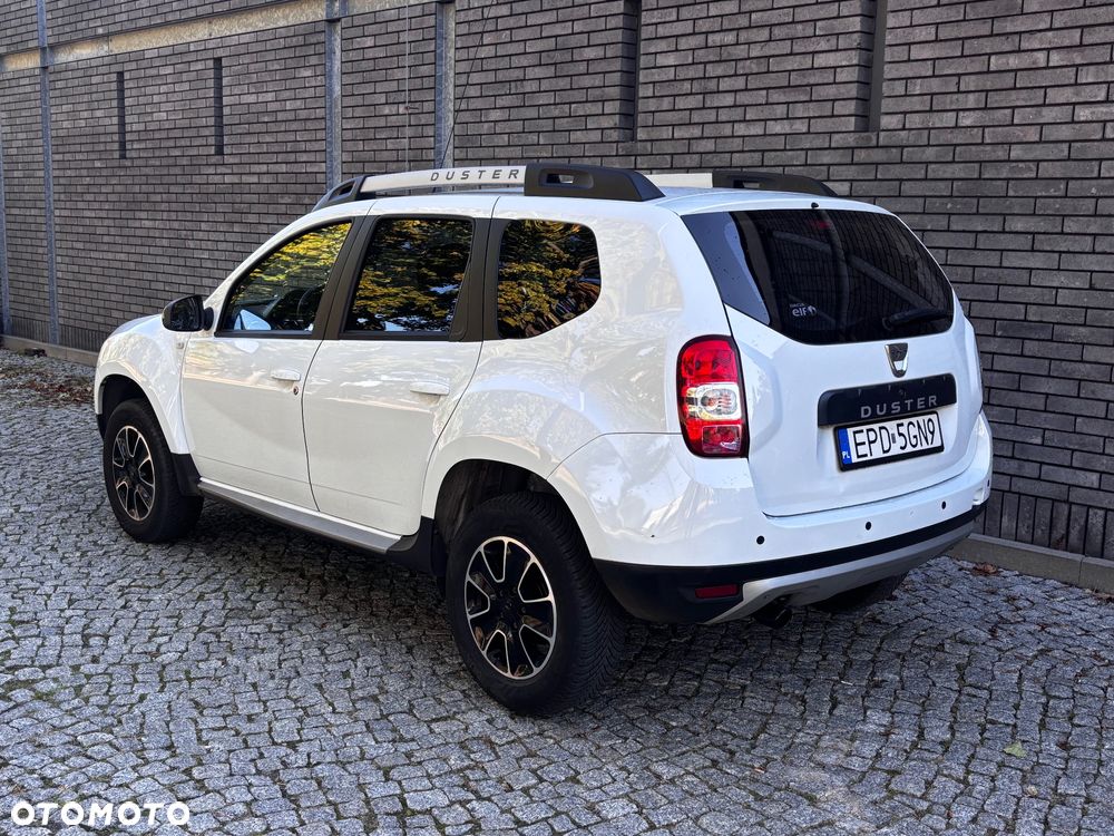 Dacia Duster 1.6 SCe Blackshadow S&S - 7