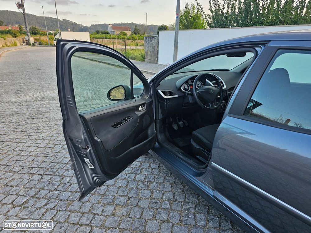 Peugeot 207 1.6 HDi 99g - 9