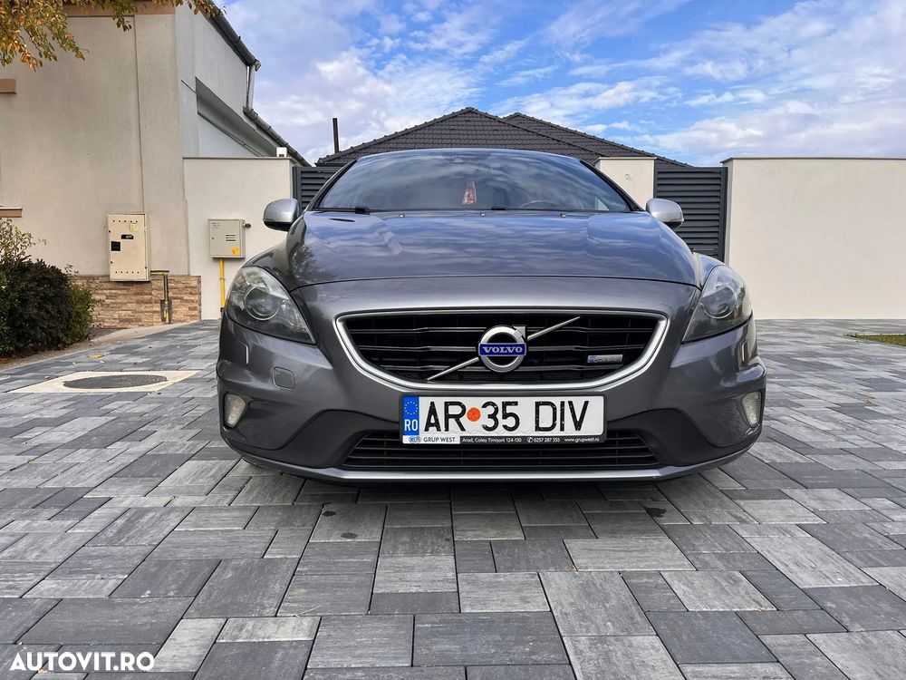 Volvo V40 D4 VEA R-Design - 13