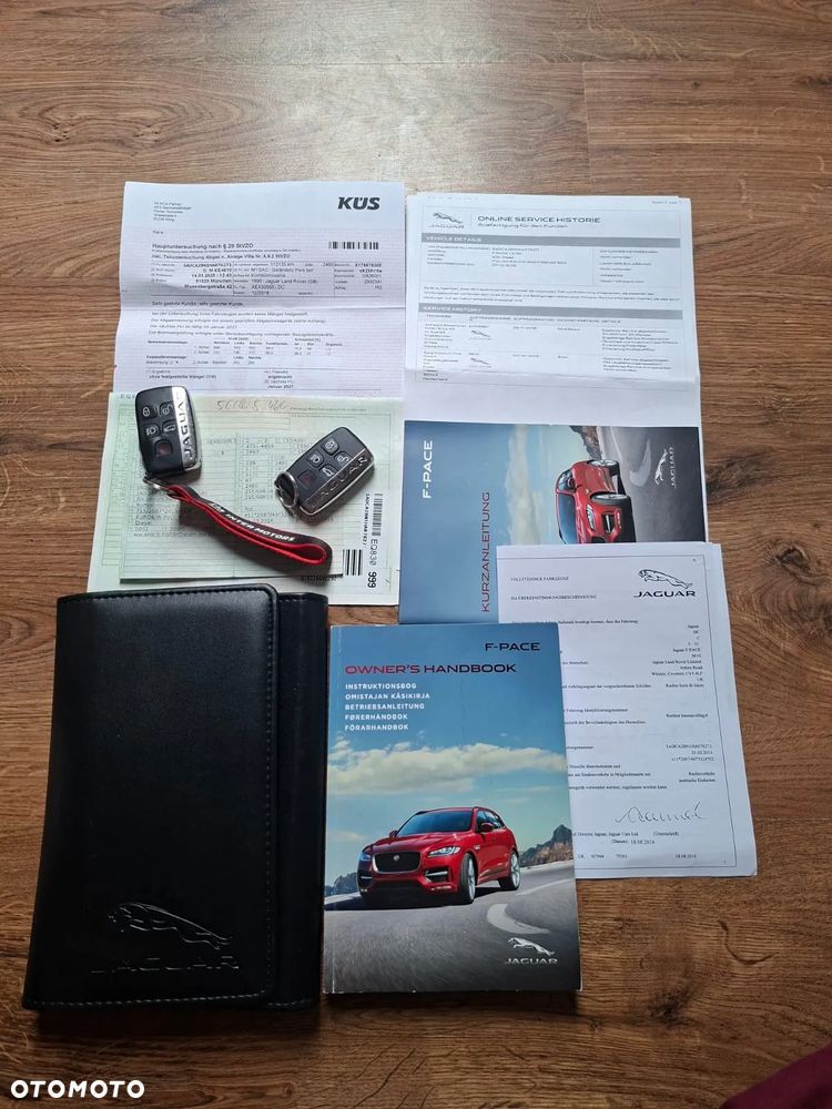 Jaguar F-Pace - 25