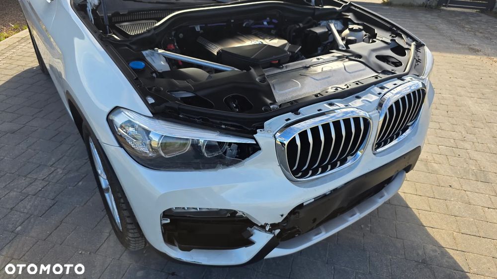 BMW X3 xDrive20d xLine - 34