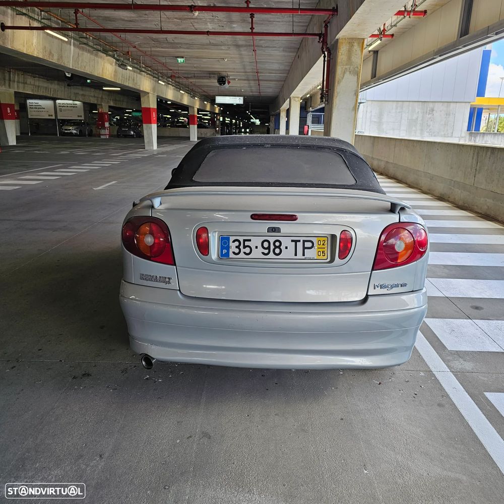 Renault Mégane Cabrio ver-1-4-16v-privil-ge - 10