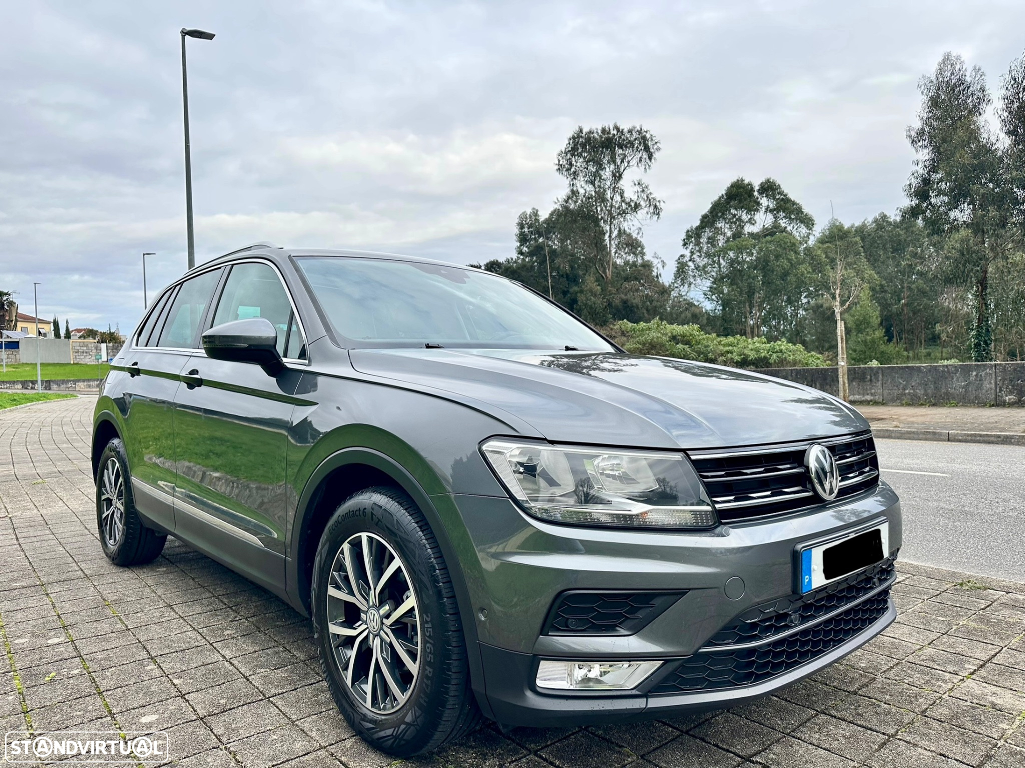 VW Tiguan 1.6 TDI Confortline - 9