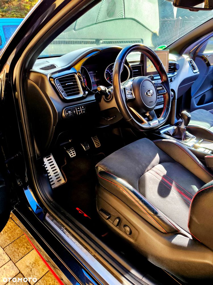 Kia ProCeed 1.6 T-GDI OPF GT - 14