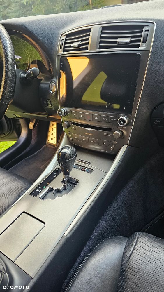 Lexus IS 250 Luxury Line - 18