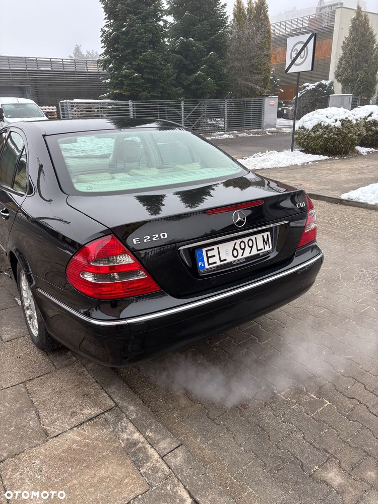 Mercedes-Benz Klasa E - 12