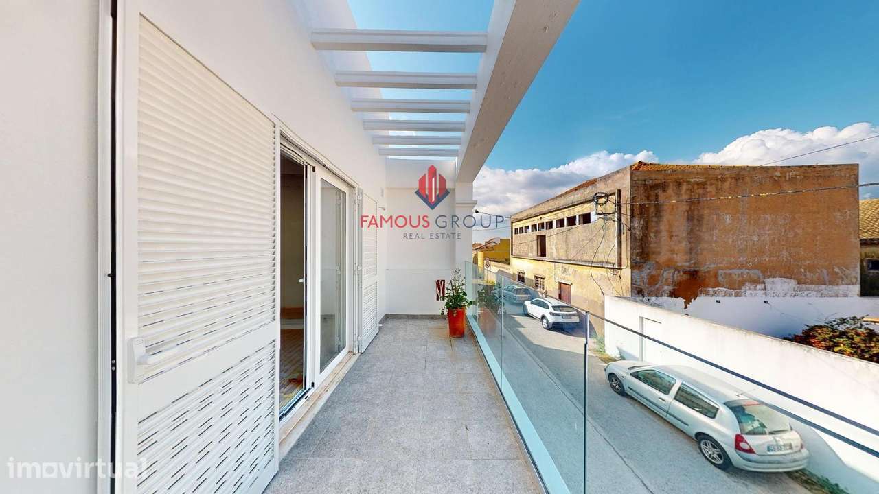 Moradia T5 totalmente remodelada - Montes de Alvor - Grande imagem: 4/56