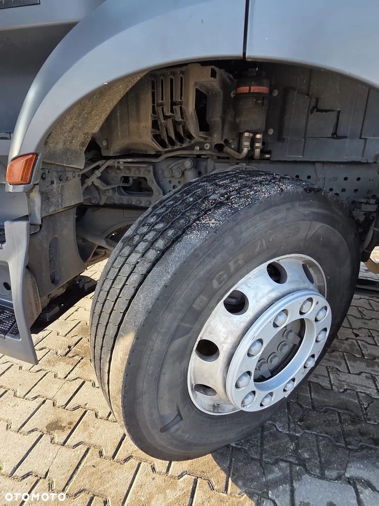 Mercedes-Benz ACTROS 2251 Giga Space - 22