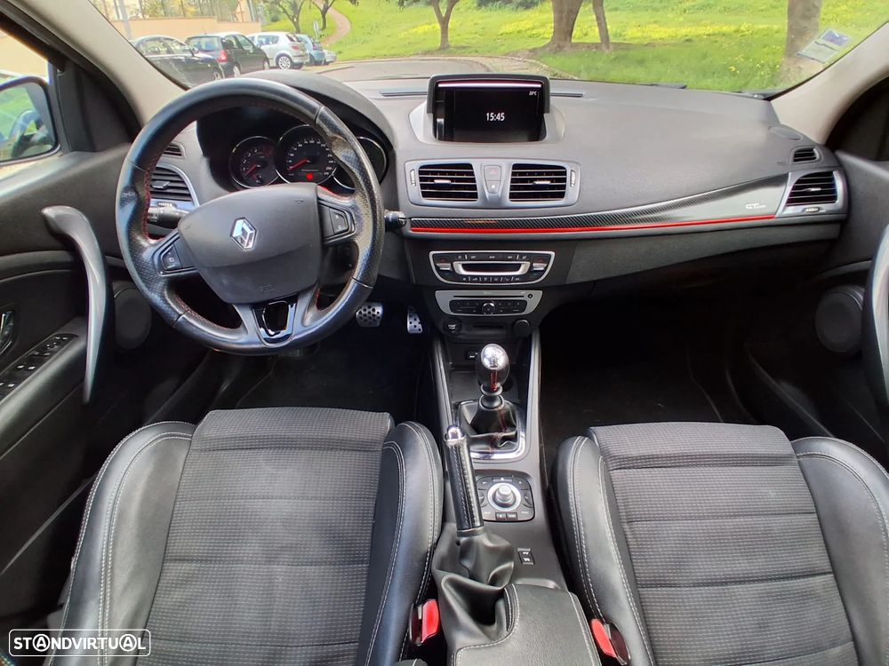 Renault Mégane Sport Tourer 1.5 dCi GT Line SS - 24