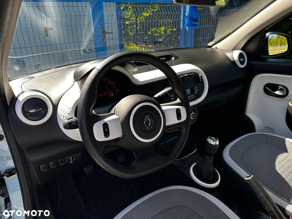 Renault Twingo SCe 75 Signature - 18