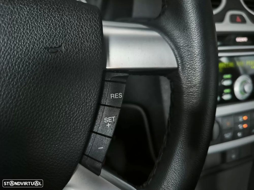 Ford Focus 1.6 TDCi Ghia - 29