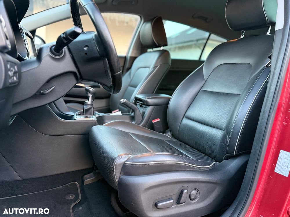 Kia Sportage 1.6 GDI 2WD DREAM-TEAM EDITION - 6