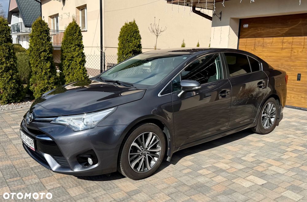 Toyota Avensis 1.8 Sol NAVI - 7