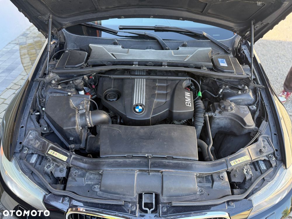 BMW Seria 3 - 38
