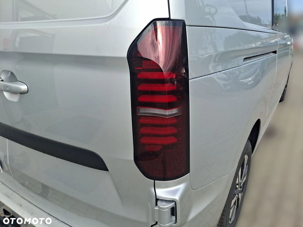 Volkswagen Transporter - 22