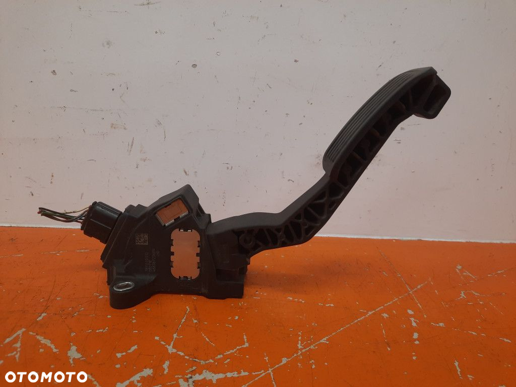TOYOTA YARIS II 2 05-09 1,0MT PEDAŁ GAZU 1KRFE - 3