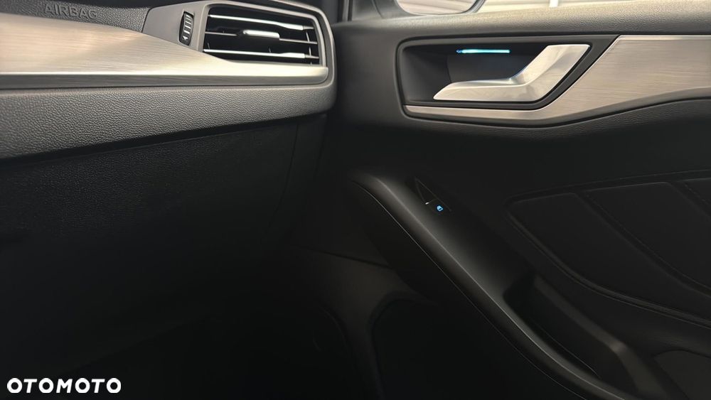 Ford Focus 1.5 EcoBlue Titanium X - 26