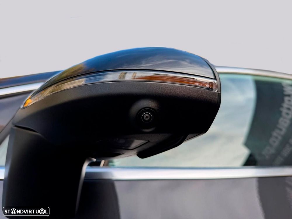 Mercedes-Benz EQE - 9