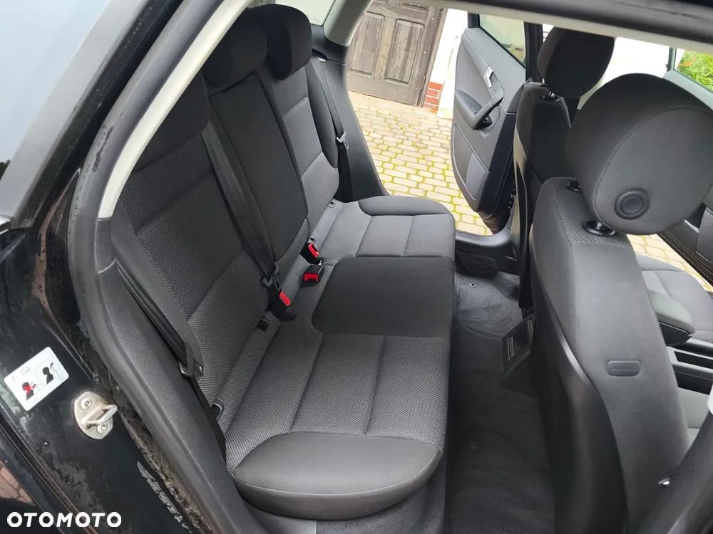 Audi A3 Sportback 1.6 Attraction - 21