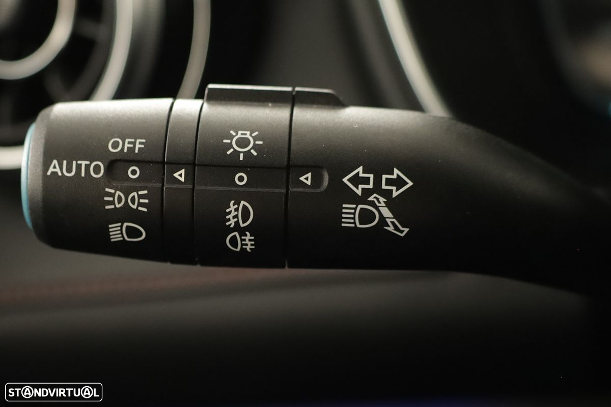 MG EHS 1.5 T-GDI Plug-in Hybrid Luxury - 17