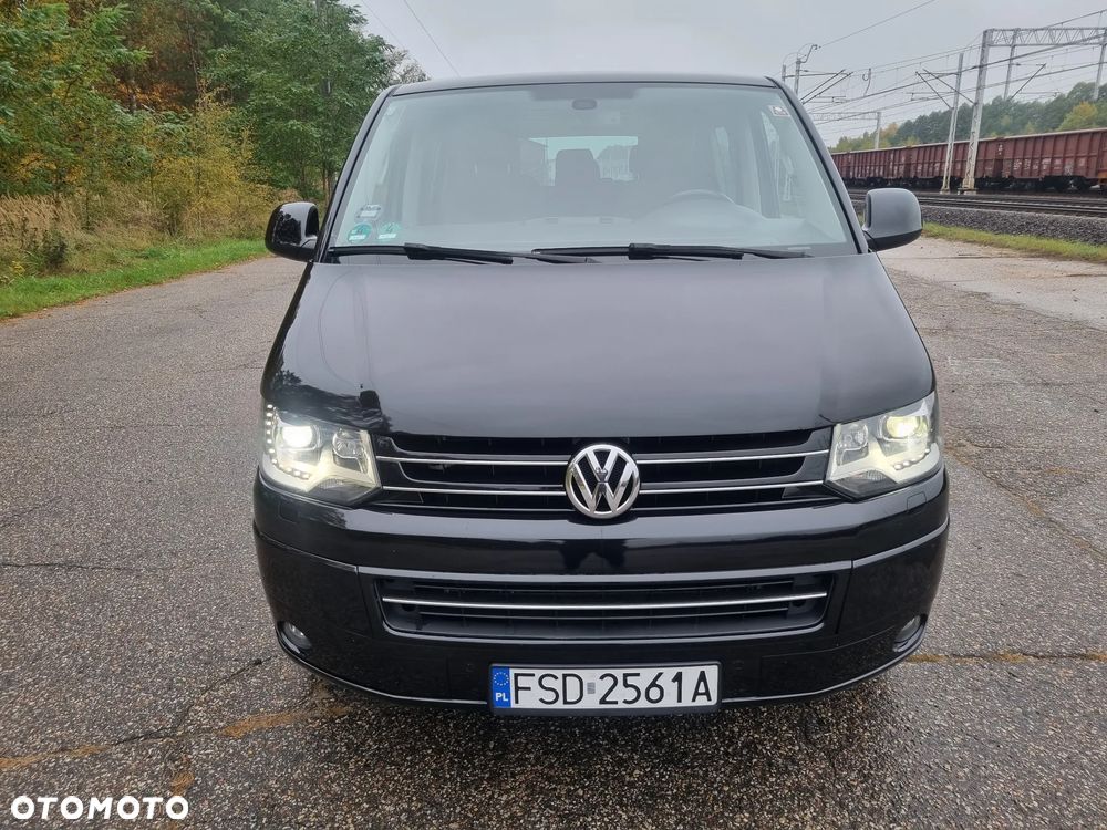 Volkswagen Caravelle - 16