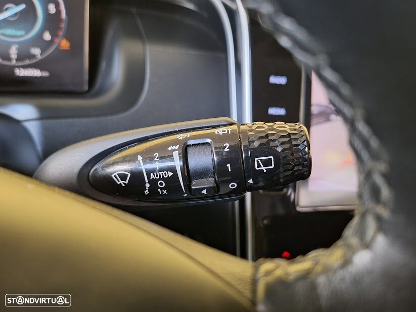 Hyundai Tucson 1.6 CRDi Premium - 16