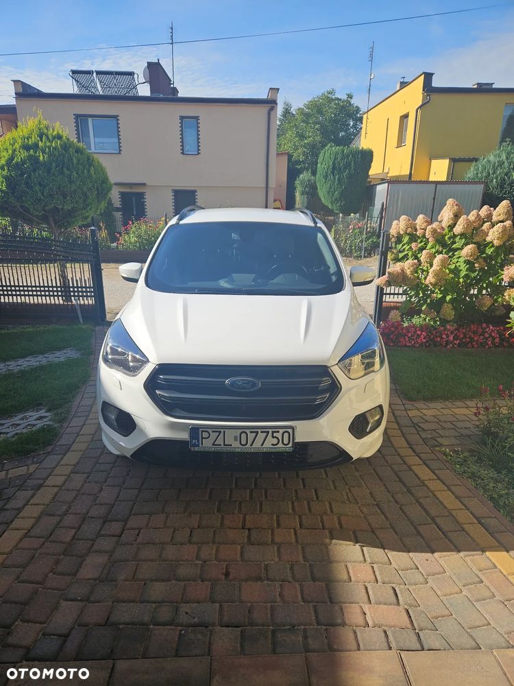 Ford Kuga 1.5 TDCi FWD ST-Line - 2