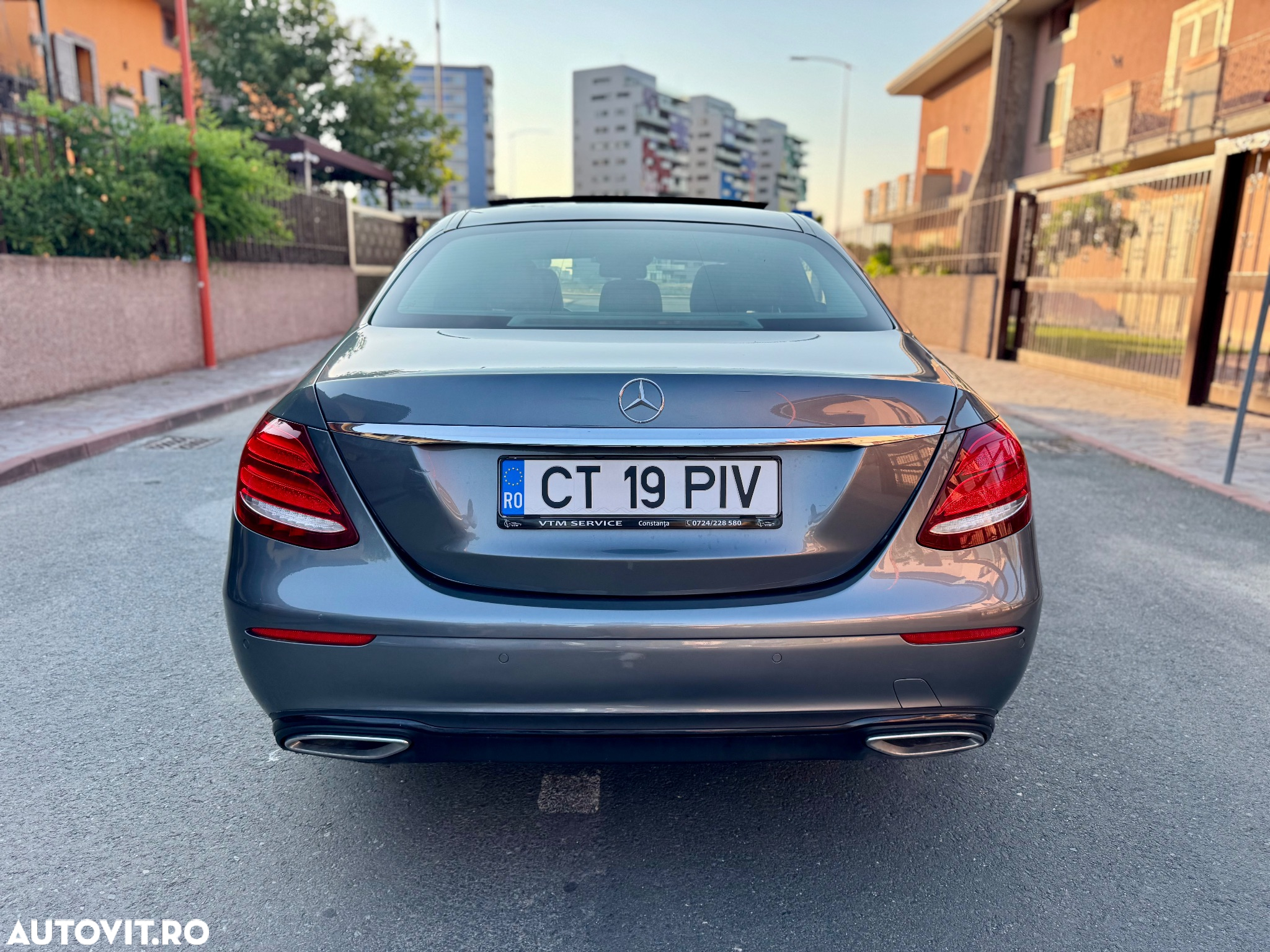 Mercedes-Benz E - 3