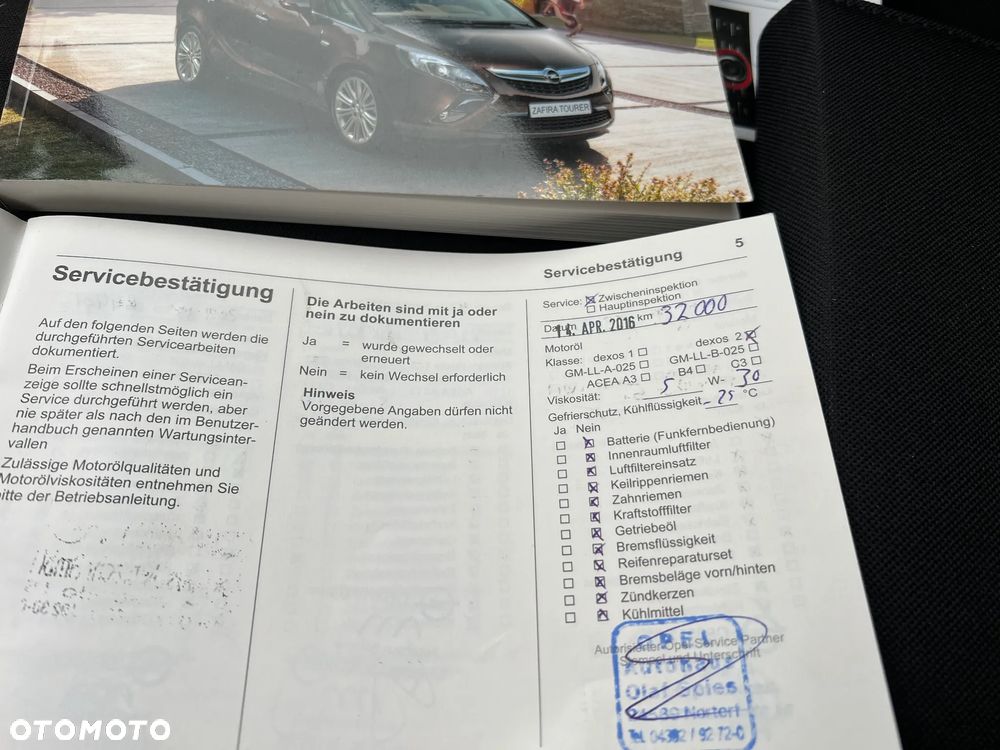 Opel Zafira 1.4 T Cosmo - 25