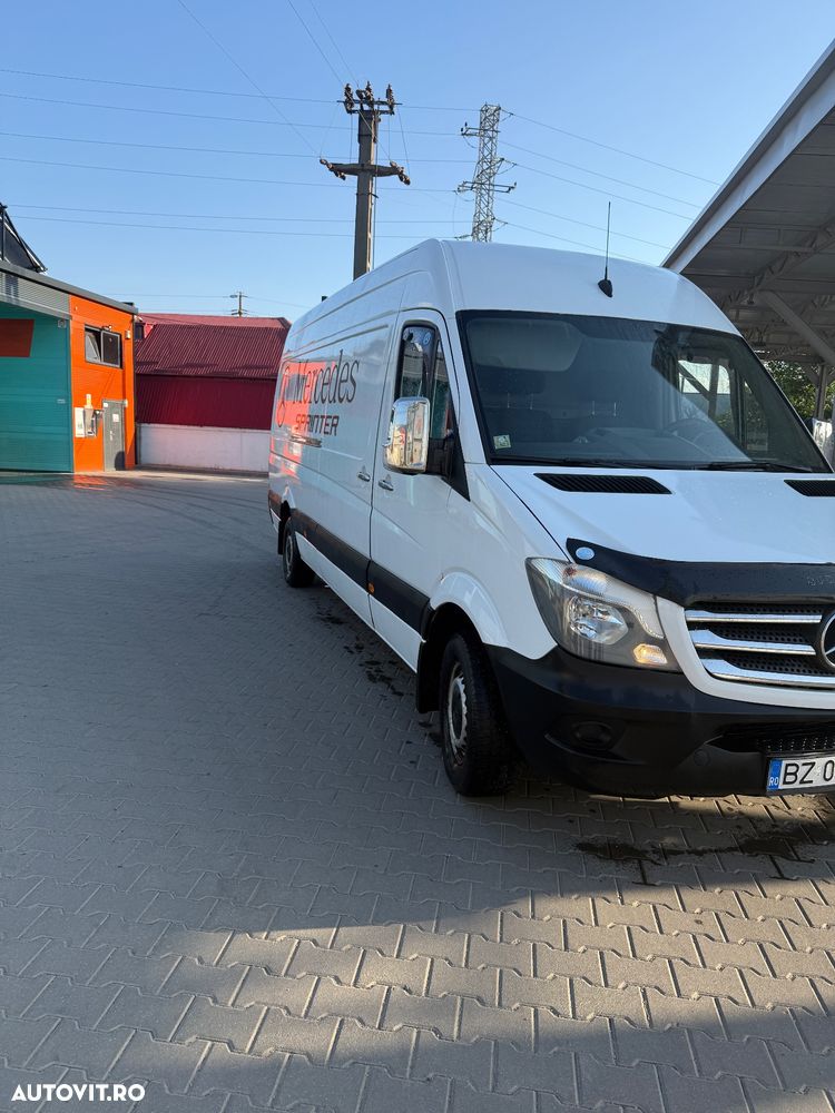 Mercedes-Benz Sprinter - 9