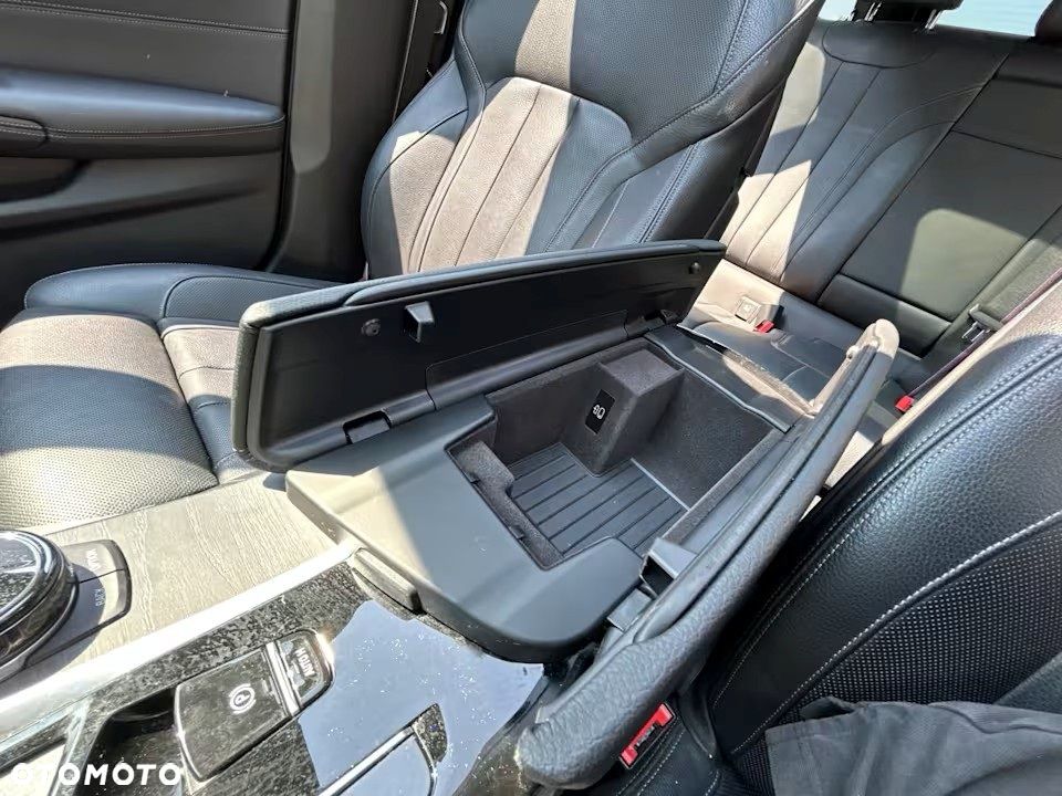 BMW Seria 5 540d xDrive M Sport Edition - 26