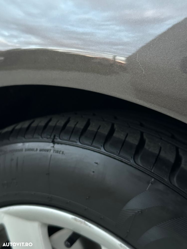 BMW Seria 5 520d Aut. - 9