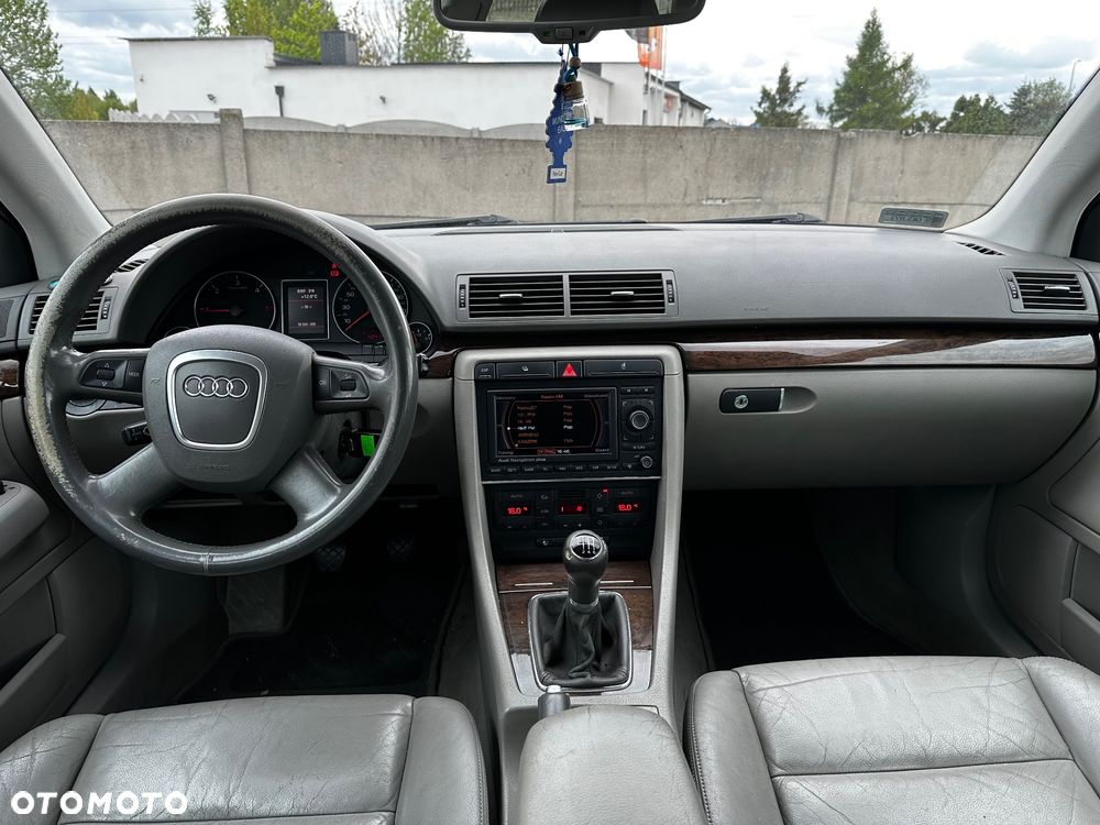 Audi A4 Avant 2.0 TDI - 5