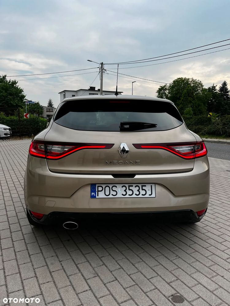 Renault Megane ENERGY TCe 165 EDC BOSE EDITION - 6