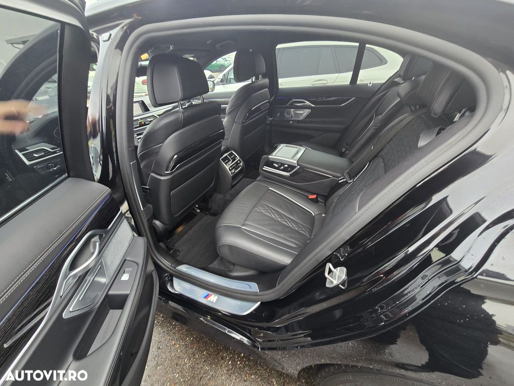 BMW Seria 7 Active L Edition Exclusive - 24