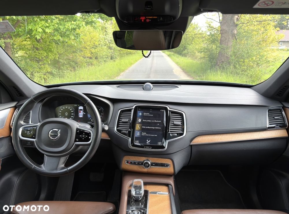 Volvo XC 90 B5 D AWD R-Design - 34