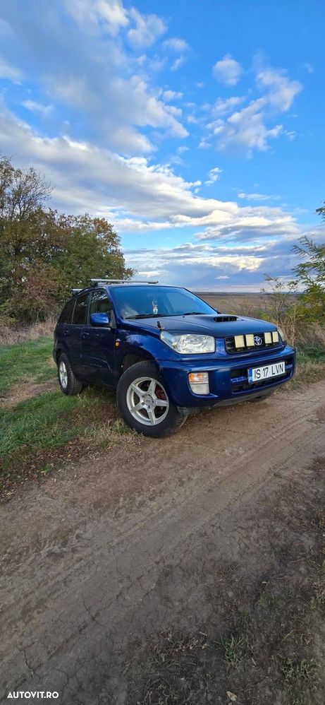 Toyota RAV4 D-4D 4x4 - 3
