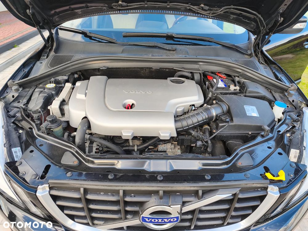 Volvo XC 60 2.4D AWD Summum - 38