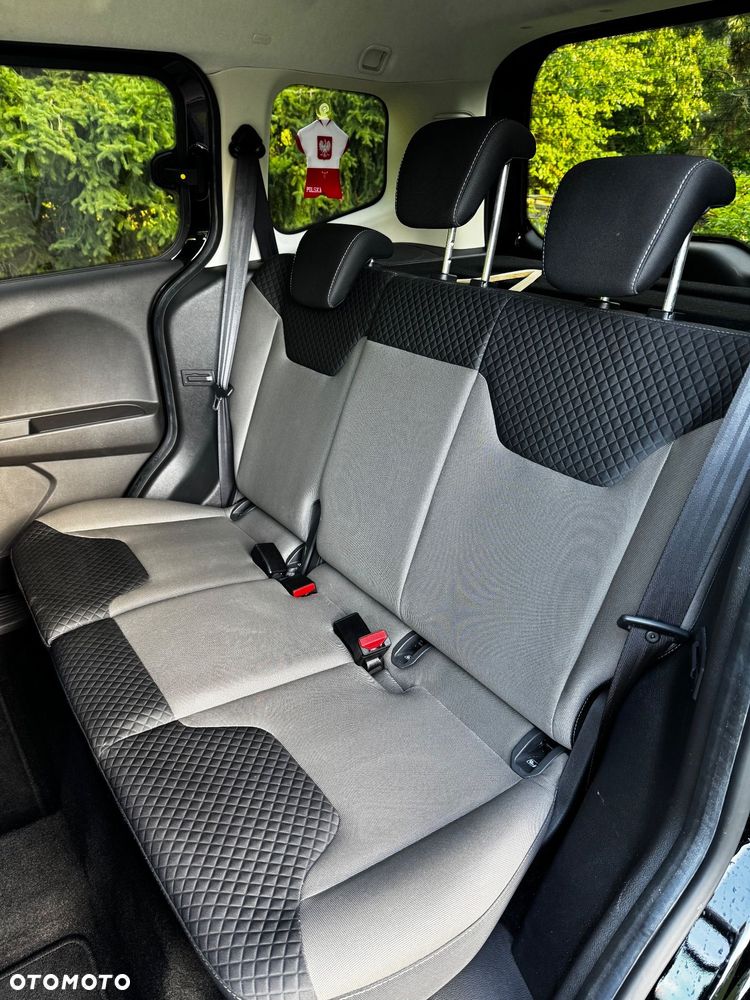 Ford Tourneo Courier 1.0 EcoBoost Titanium - 5
