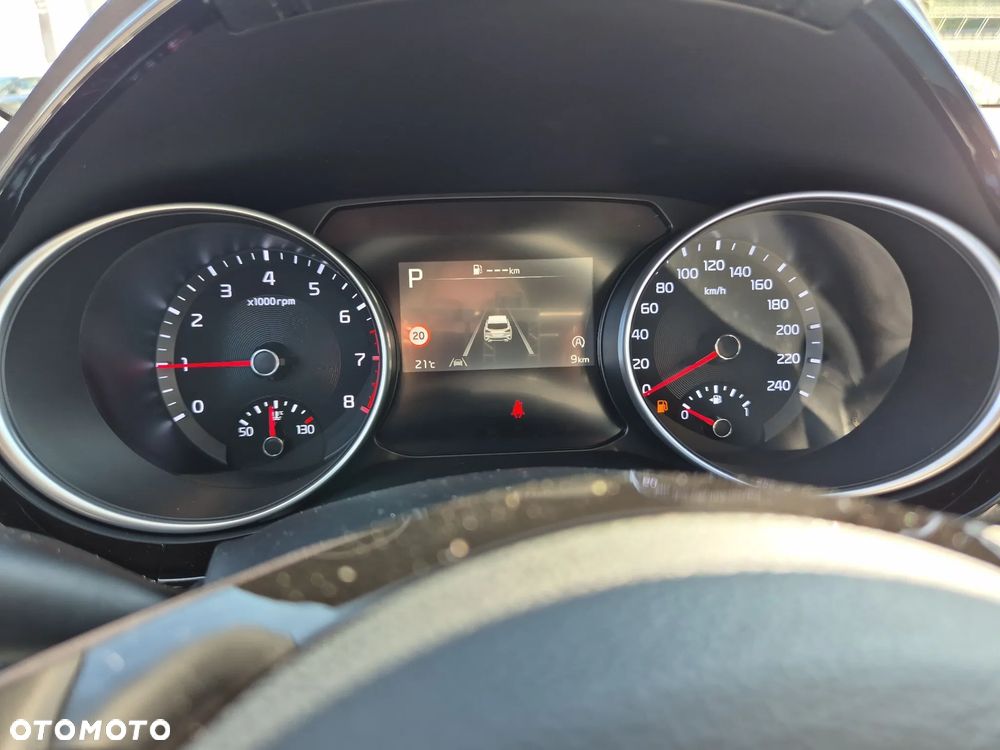 Kia XCeed - 14